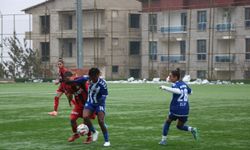 Hakkari derbisinde sevinen taraf Yüksekovaspor oldu