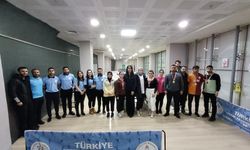 Hakkari’de KYK öğrencileri masa tenisinde yarıştı