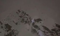 Çığ düşen evde yaralanan kadın kurtarılamadı