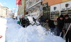 Hakkari'de 274 korucu kar mesaisinde