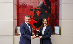 Özgür Özel: Hepimiz adına yatıyorlar