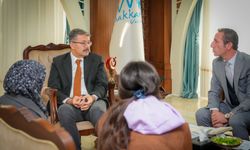 Vali Çelik vatandaşları dinledi