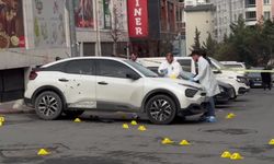 Aracında silahlı saldırıya uğrayan kişi öldü