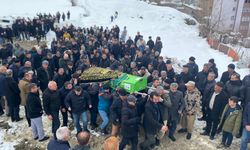 Eski Başkan Kılınç Hakkari'de toprağa verildi!