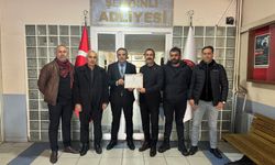 Başkan Muharrem Tekin mazbatasını aldı