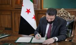 Ahmed Şara imzaladı: Kürtçe artık ulusal dil