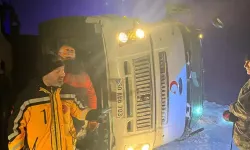 4 araç zincirleme kazaya karıştı: 8 yaralı