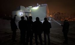 Hakkari'de caminin çatısı çöktü