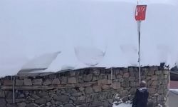 Hakkari'deki bu köyde 10 hane çığ riskine karşı boşaltıldı