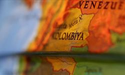 Kolombiya'da uçak üştü: 15 kişi öldü