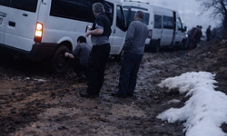 Hakkari’de köy yolu çıkmazı: Öğrenciler okula gidemiyor