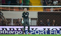 Milli kaleci Mert Günok, Beşiktaş'a veda etti