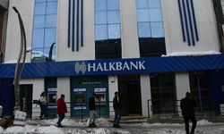 Hakkari Halkbank yeni yerine taşındı