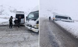 Hakkari–Van karayolunda kaza: araç kara saplandı