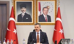 Bakan Çiftçi, birim amirleriyle bir araya geldi