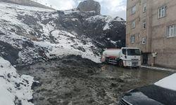 Hakkari’de heyelan tehlikesi: Mahalle sakinleri tedirgin