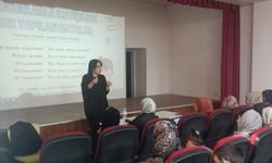 Hakkari’de Aile Okulu Kurslarıyla aileler bilinçleniyor