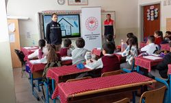 Hakkari’de öğrencilere su tasarrufu eğitimi verildi
