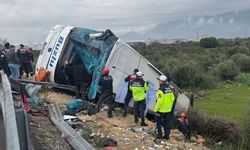 Yolcu otobüsü şarampole uçtu: 8 ölü, 26 yaralı