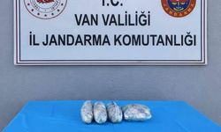 Van'da 1 kilo 978 gram esrar ele geçirildi