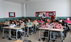 Karlova'da umre ödüllü siyer sınavı yapıldı