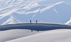 Hakkari'deki Vatan Tepesi'ne zorlu tırmanış