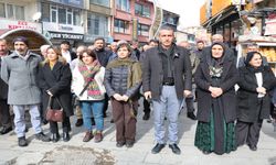 Hakkari’de ESP’ye yönelik gözaltılar protesto edildi