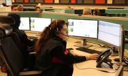 Rüya tabiri isteyen de takma dişi kaybolan da 112'yi aradı