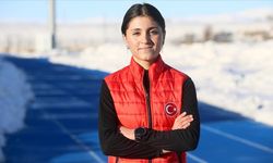 Türkiye rekortmeni Elif’in gözü kürsüde
