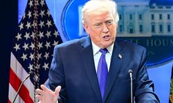 Donald Trump tüm ülkelere yüzde 10 tarife kararını imzaladı