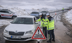 Hakkari'de dronlu trafik denetimi