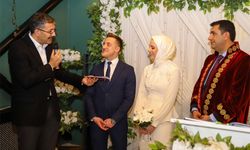 Vali Çelik hakim ve savcının  nikah törenine katıldı