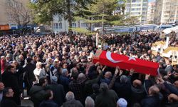 Fatma Nur öğretmen, son yolculuğuna uğurlandı