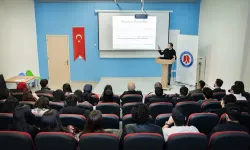 Hakkari Üniversitesi’nde TÜBİTAK 2242 tanıtımı