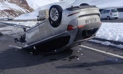 Hakkari–Van karayolunda kaza: 3 yaralı