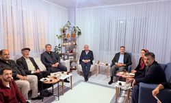 AK Parti Hakkari’de Ramazan’da gönül köprüleri kuruyor