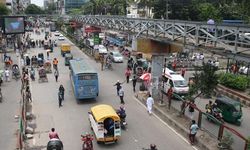 Otobüs ile tren çarpıştı: 12 ölü, 26 yaralı