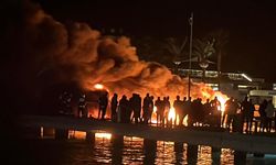 Marinada çıkan yangında 8 motoryat alev alev yandı