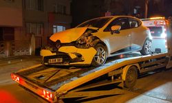 3 aracın karıştığı zincirleme kaza: 5 yaralı