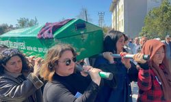Eşi tarafından öldürülen Sermin’in tabutunu kadınlar taşıdı