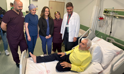 Kalbi 3 saat durdurularak, aort damarı değiştirildi