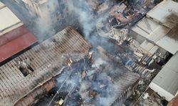 Sanayi sitesinde yangın; 7 iş yeri zarar gördü