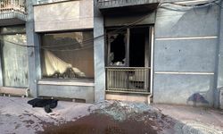 Komşusu ile tartışıp, kendi evini yaktı