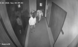 Maske takıp çelik kasaları boşalttılar