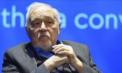 Tarihçi ve yazar Prof. Dr. İlber Ortaylı hayatını kaybetti