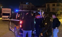 Polisten kaçan sürücünün aracından cezaevi firarisi çıktı