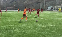 Yüksekova Spor'dan nefes kesen mücadele: 1-1