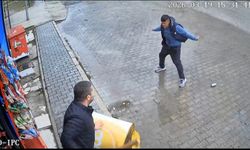 Tekel bayisinde taşlı sopalı kavga