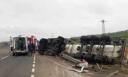 Devrilen tankerin sürücüsü öldü