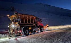 Ardahan-Şavşat kara yolu çığ nedeniyle ulaşıma kapatıldı